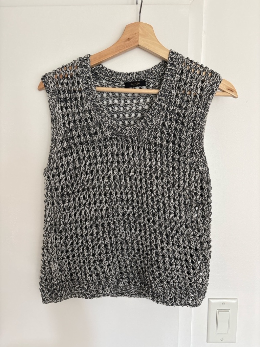 Massimo Dutti Black & White Open Knit Vest